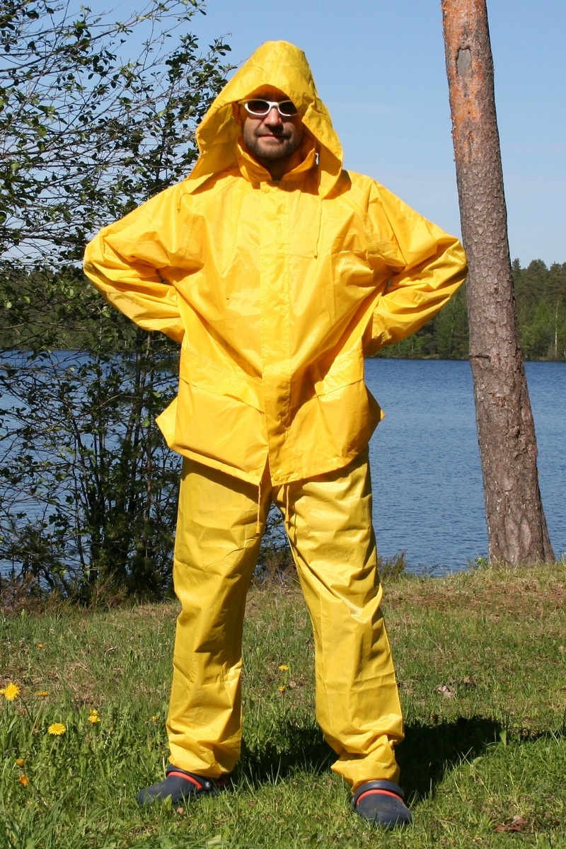 Купить дождевик мужской для рыбалки. Костюм-дождевик Flagman Max Protection 201566. Костюм дождевик ЧЕБОПТ. Непромокаемый костюм. Дождевой костюм.
